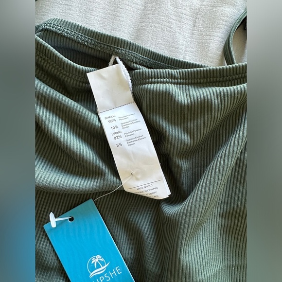 Cupshe two piece swimsuit size XL NEW - Picture 2 of 6